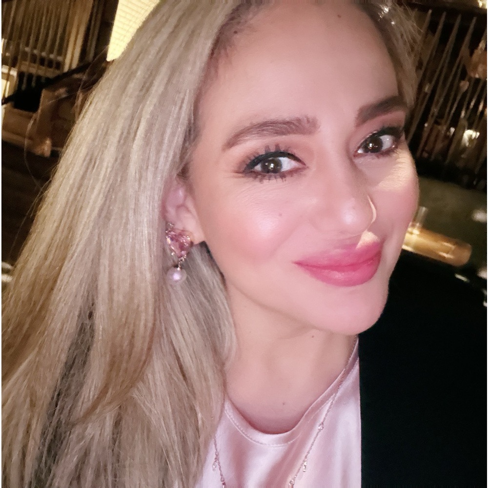 Meet your Posher, Maria